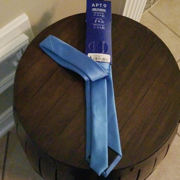 Apt. 9 Tie & Pocket Square Set - Picture 4 of 8